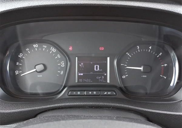 Toyota ProAce cena 99900 przebieg: 181000, rok produkcji 2018 z Strumień małe 154